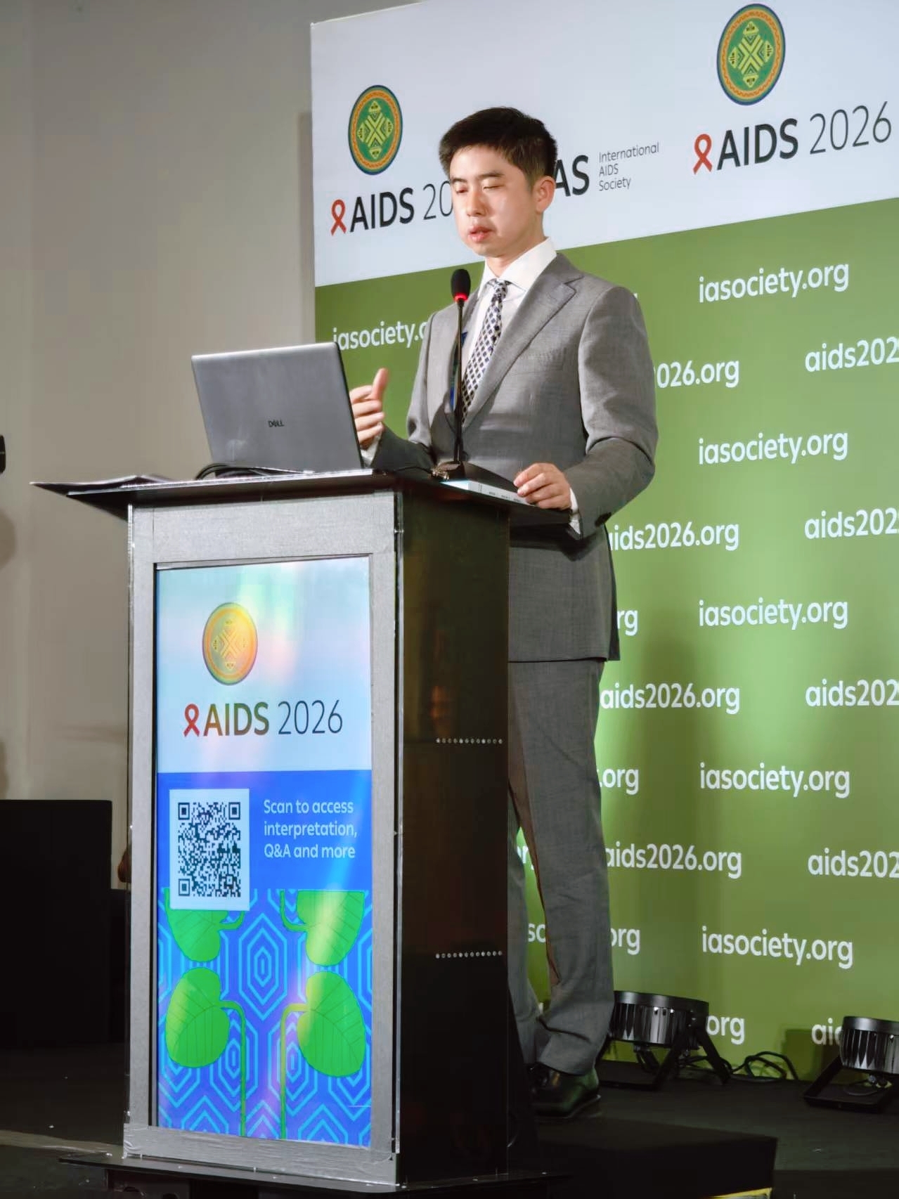 004.jpg